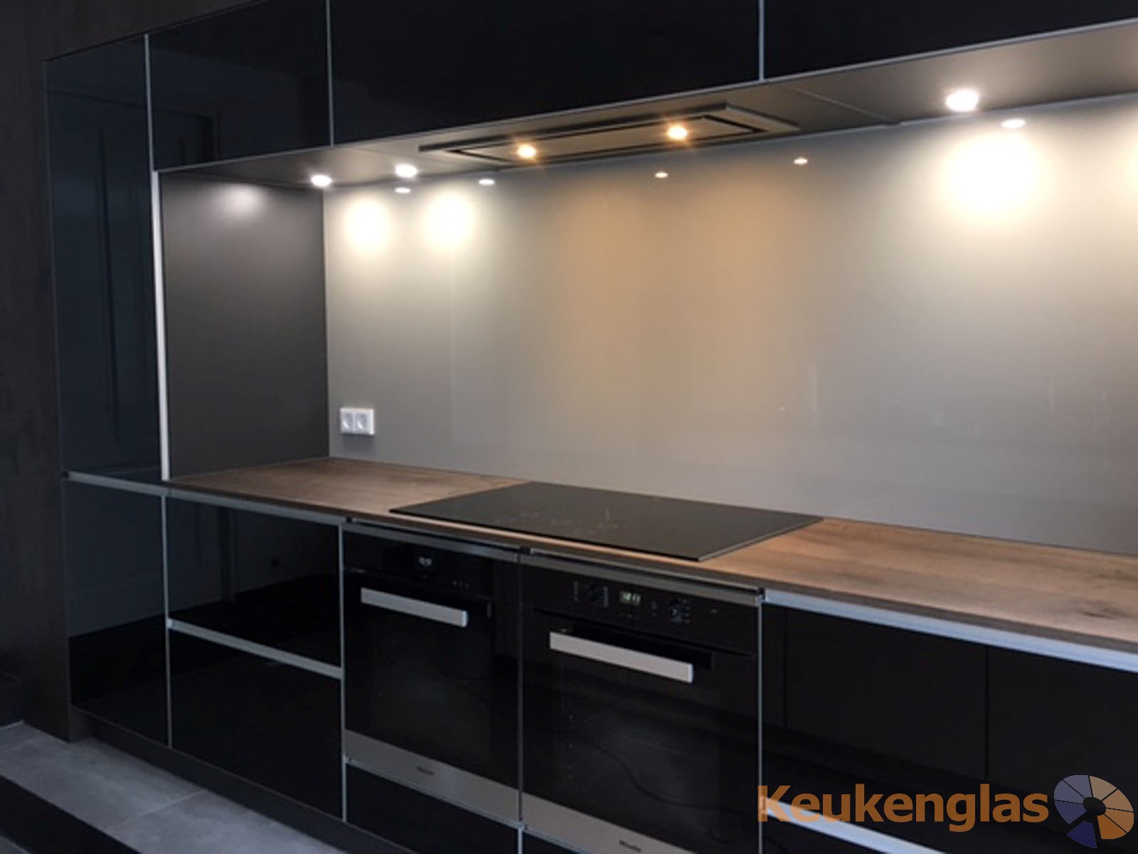 Glazen keukenachterwand Waalre 1