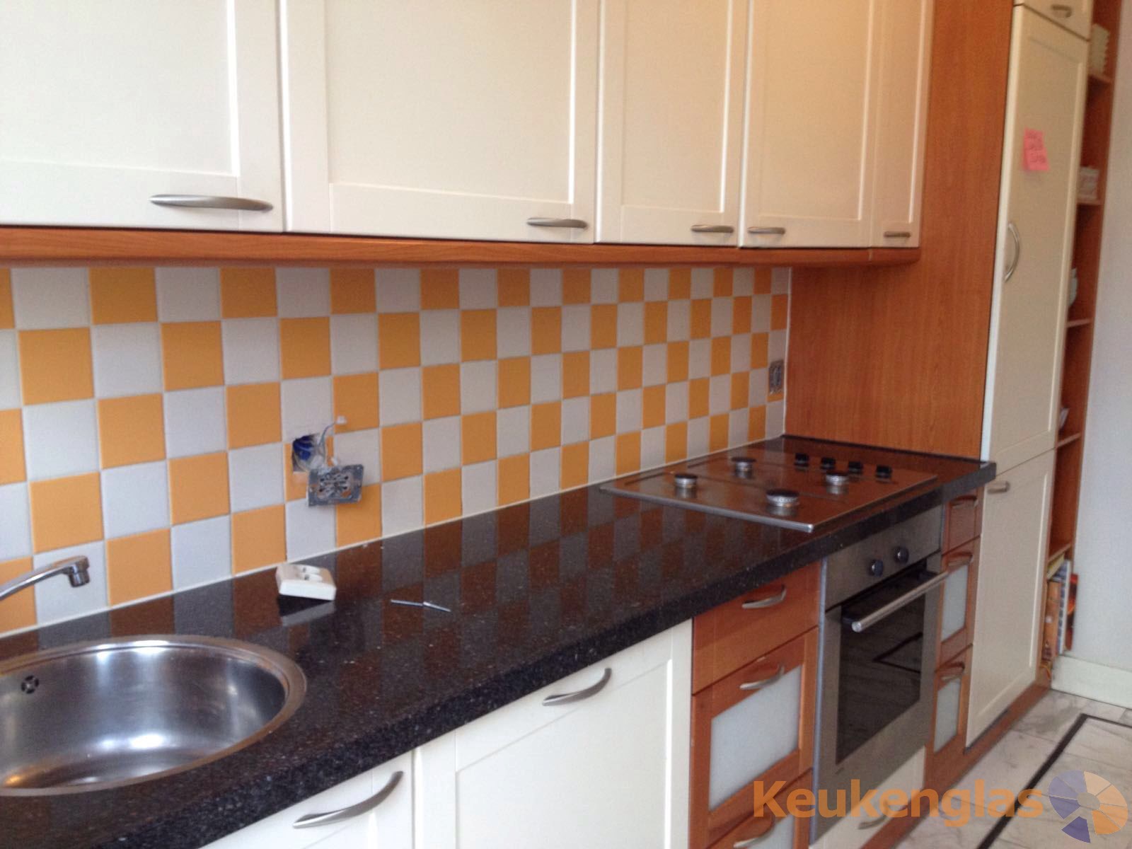 Keuken Den Haag voor plaatsing metallic glas achterwand 2