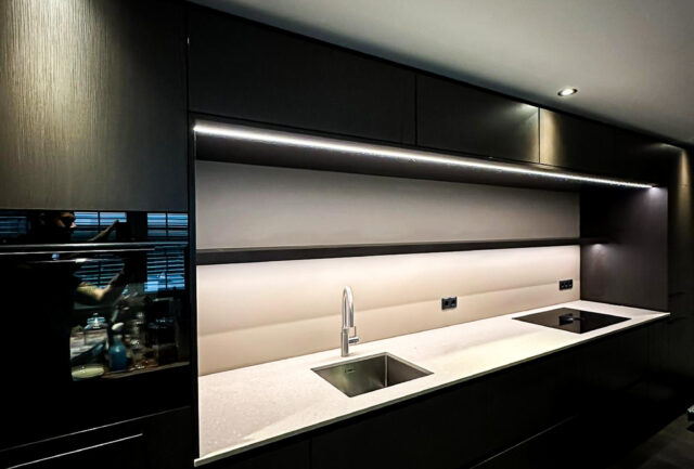 Glazen keuken achterwand quartz in Eindhoven